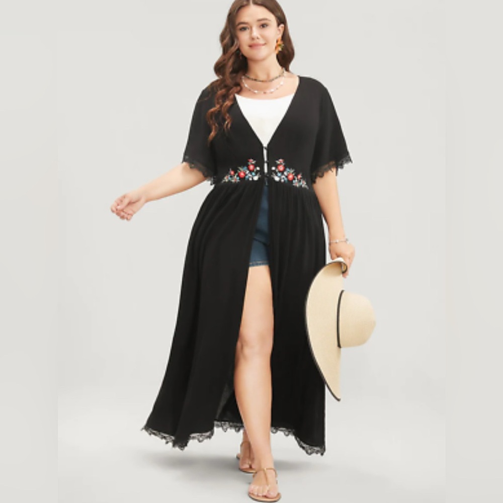 BloomChic Black Embroidered 3 Button Duster Maxi Kimono Cover Up Dress